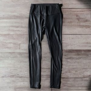 Women’s Black Faux Leather Leggings Pants Size Medium